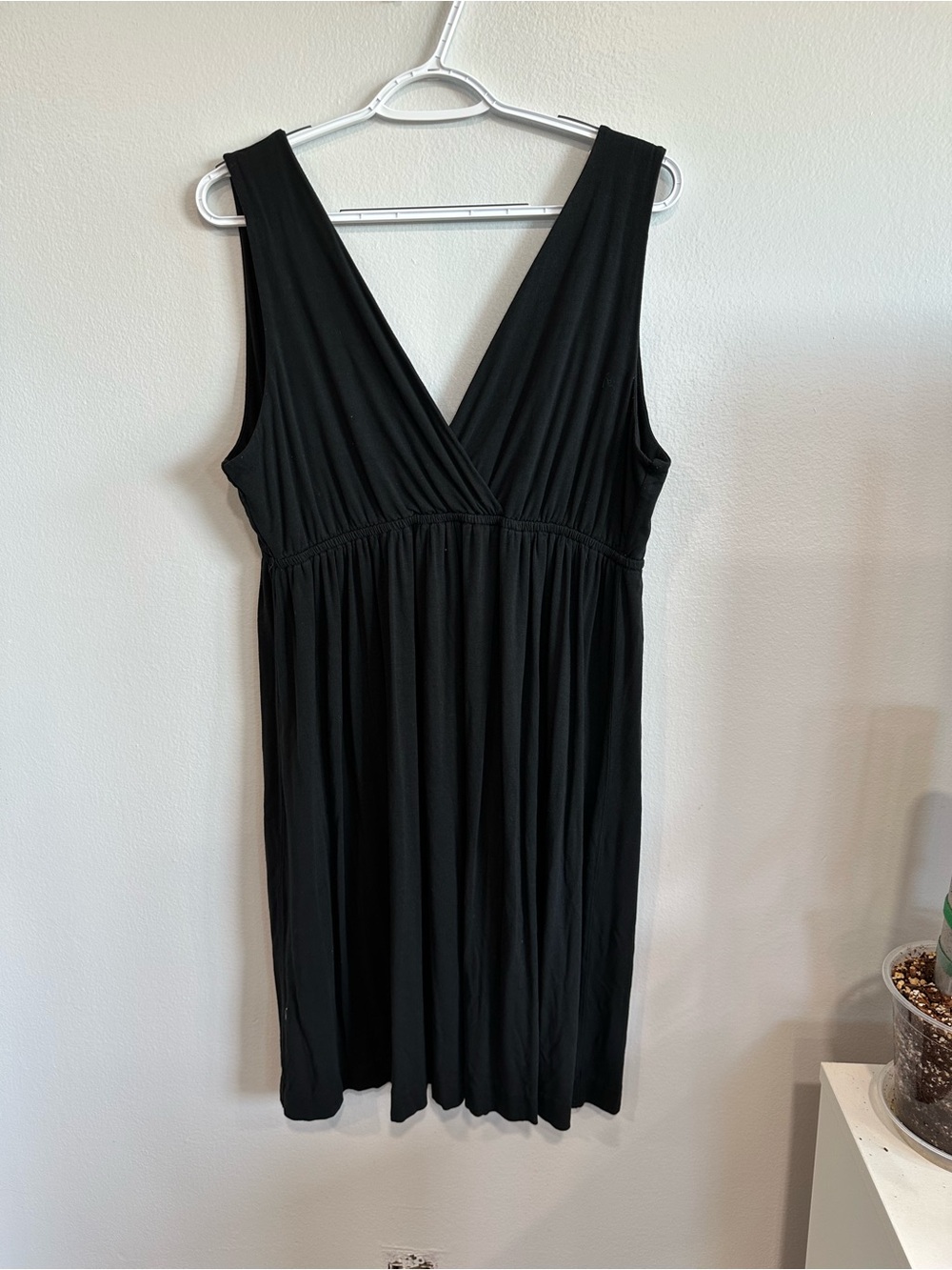 New York & Company Stretch Black Surplice Empire Waist Dress Size L